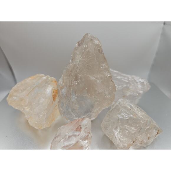 Quartz Crystal Clusters 1.48lbs 5pcs From Madagascar - Picture 2 of 14